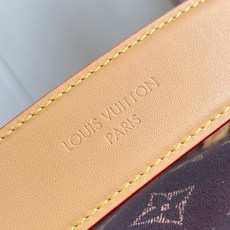 【顶级原单 M2A425 】這款Jet Lag Bag採用Louis Vuitton Silk Tech製造,運用革新技 【顶级原单 M2A425 】這款Jet Lag Bag採用Louis Vuitton Silk Tech製造,運用革新技