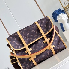 【顶级原单 M2A425 】這款Jet Lag Bag採用Louis Vuitton Silk Tech製造,運用革新技 【顶级原单 M2A425 】這款Jet Lag Bag採用Louis Vuitton Silk Tech製造,運用革新技