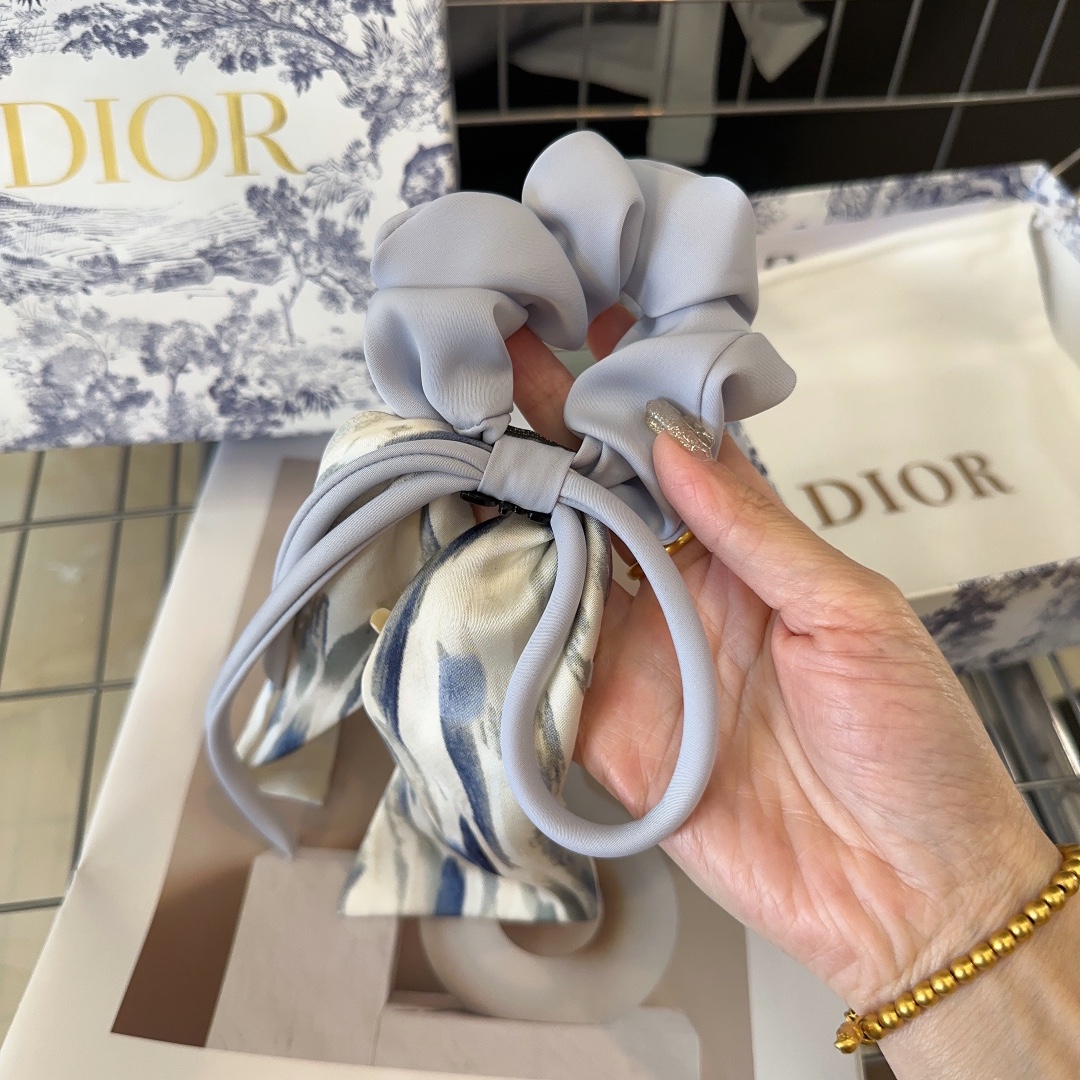 配包装盒Dior迪奥新款发圈夏日小清新系列时尚百搭实物更好看！小姐姐必备