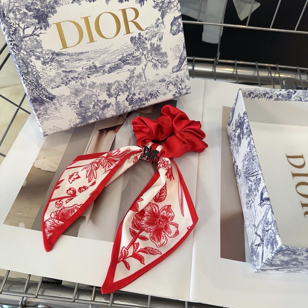 配包装盒Dior迪奥D家新款发圈夏日新风釆时尚百搭！简单实用小姐姐必备