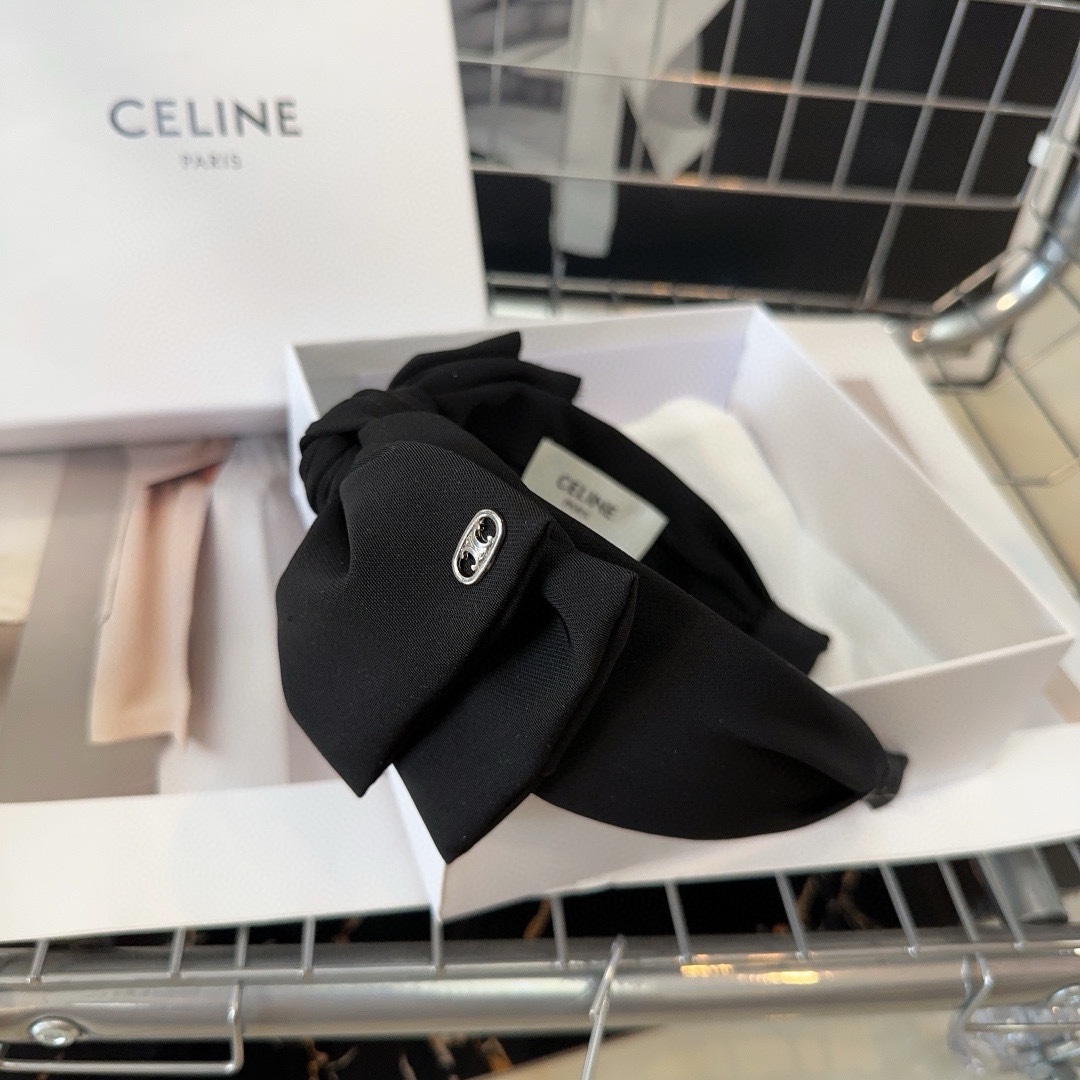 CELINE赛琳凯旋门新款发箍精致舒适非常时尚百搭！女神必备单品