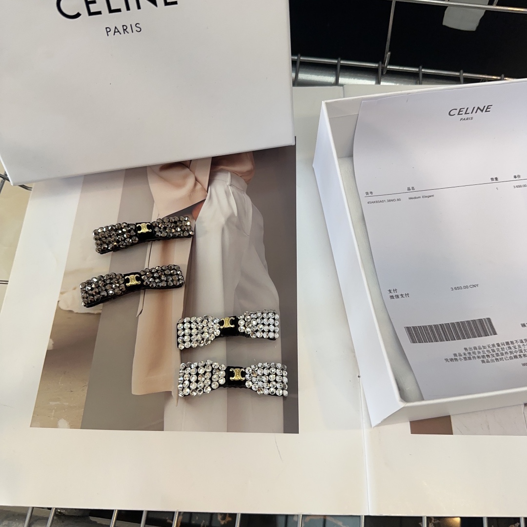 NO:280055,P with packaging box (one pair) CELINE Arc de Triomphe new small edge clip bang clip, full diamond series, fashion trendy products, essential hair accessories for fairies, hairpins, celine, celine, hairpins19860909P 配包装盒（一对） CELINE（赛琳）凯旋门新款小边夹刘海夹,满钻系列,时尚潮品,小仙女必备发饰,发夹,celine,celine,hairpins,accessory
