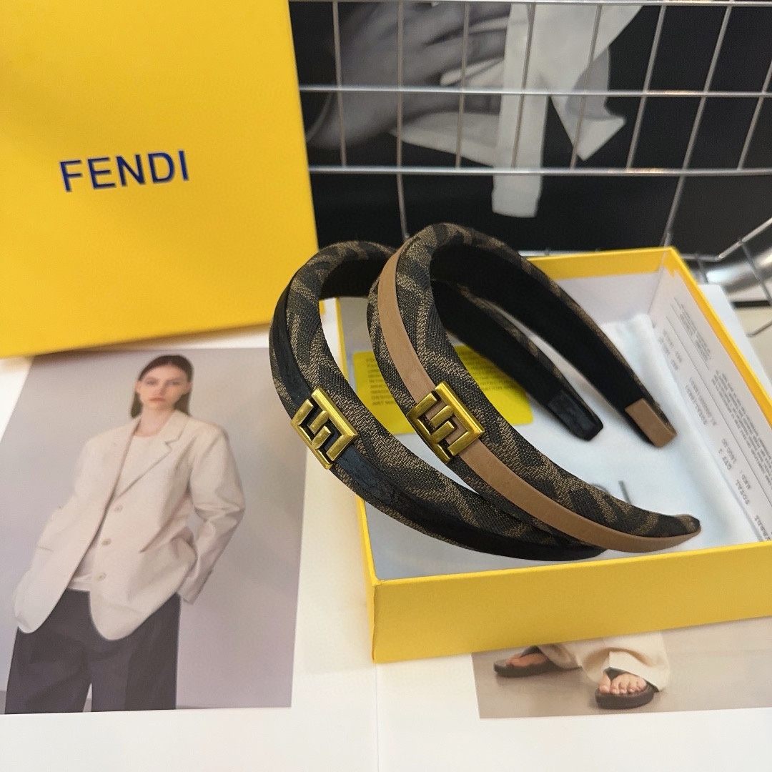 NO:280983,P packing box FENDI (Fendi) new F headband, retro temperament and beauty, simple and versatile, the young lady closes her eyes... Hair accessories, hairpins, fendi, fendi, fendi, hairpins19860909P 配包装盒 FENDI（芬迪）新款F发箍,复古气质美,简约百搭,小姐姐闭眼入…发饰,发夹,fendi,fendi,hairpins,accessory