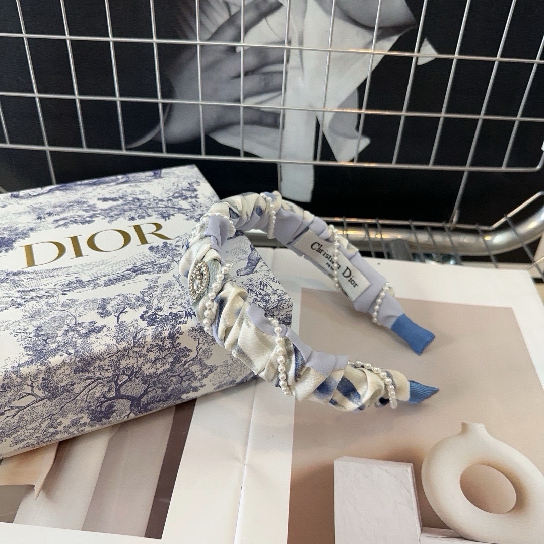 NO:281449,P with packaging box Dior new headband, summer fresh series, simple and versatile, fashionable items!  A must-have hair accessories, hairpins, dior, dior, hairpins19860909P 配包装盒 Dior（迪奥）新款发箍,夏日小清新系列,简单又百搭,时尚单品！小姐姐必备发饰,发夹,dior,dior,hairpins,accessory