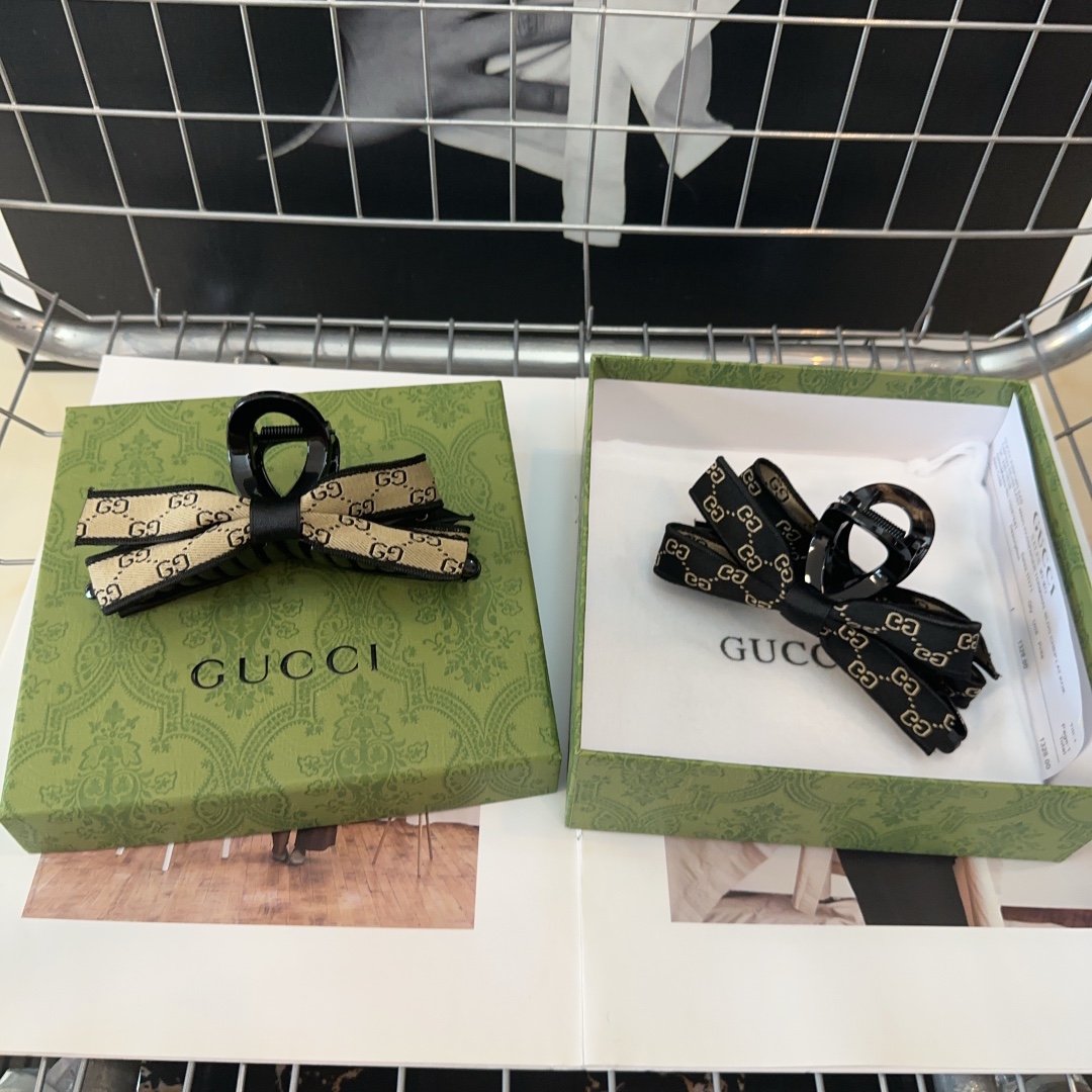 配包装盒Gucci古奇GG字母抓夹经典字母时尚百搭特别好看！小姐姐必备单品