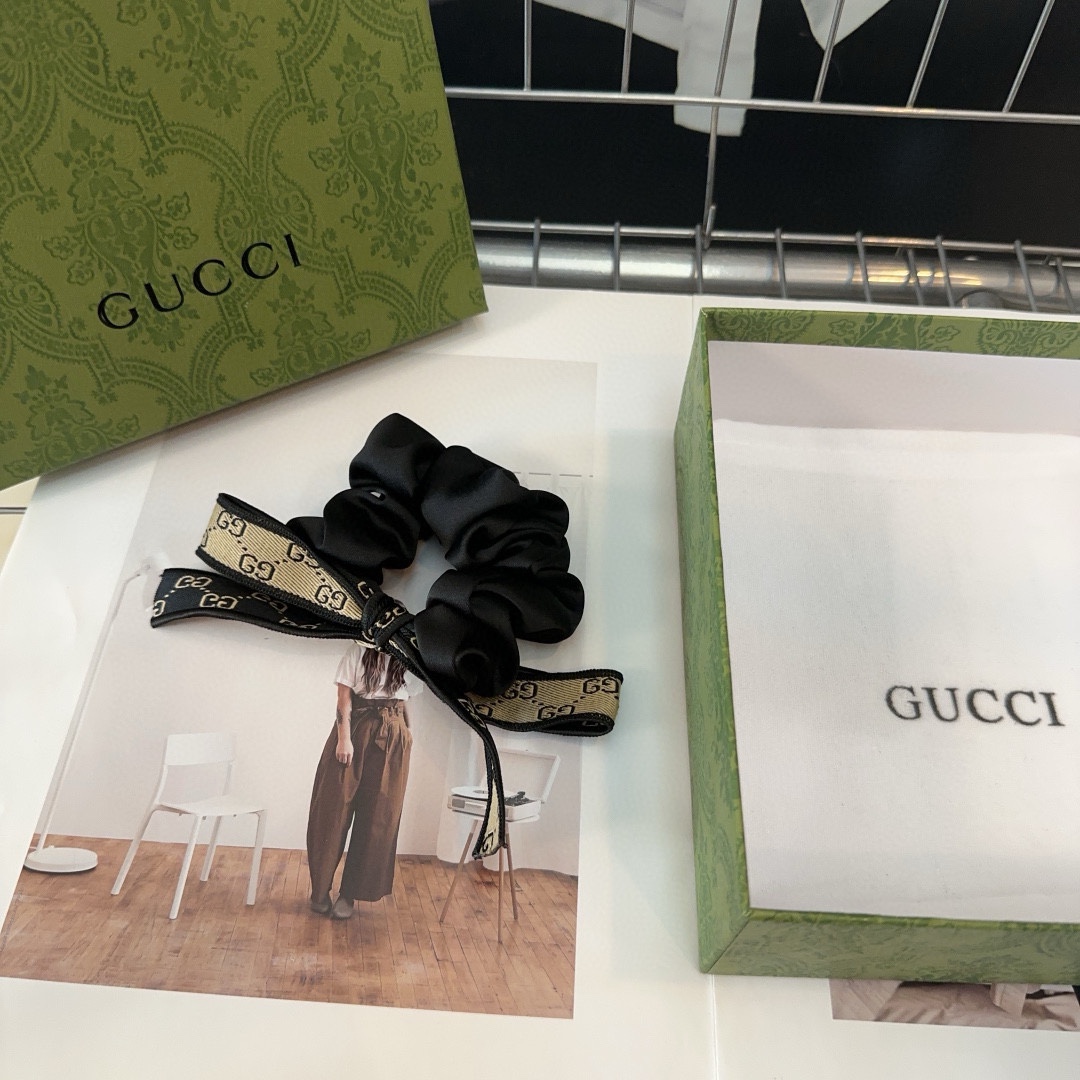 Gucci古奇GG字母发圈经典字母时尚百搭特别好看！小姐姐必备单品