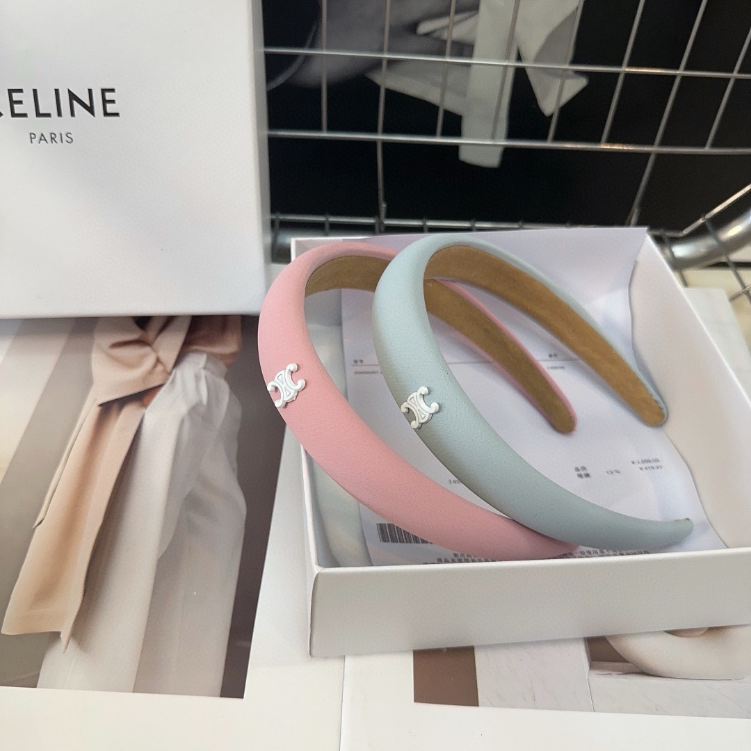 CELINE赛琳凯旋门新款发箍精致舒适非常时尚百搭！女神必备单品