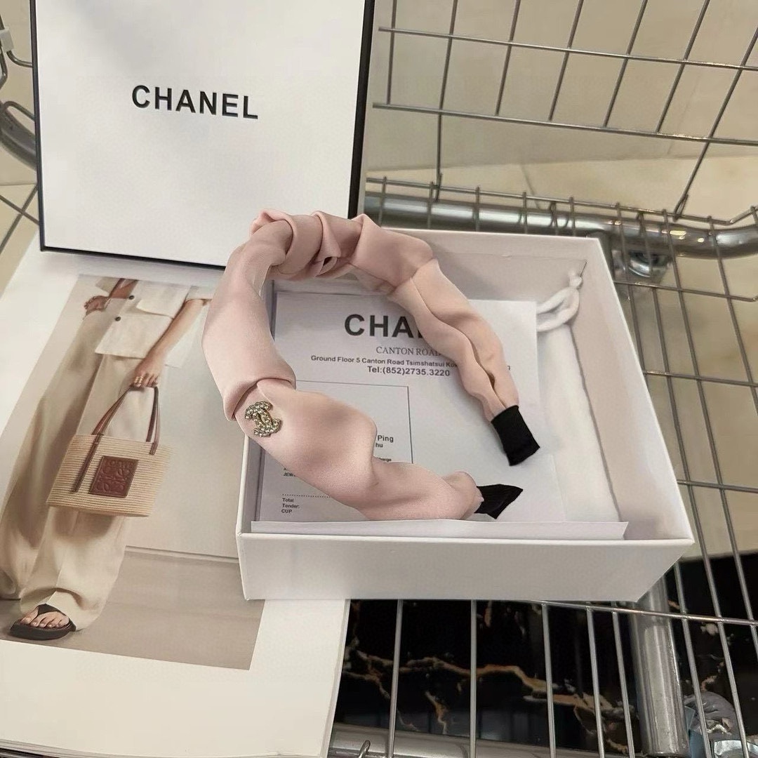 NO:283587,P with packaging box Chanel (Chanel) new small fragrant headband, summer fresh series, full of ladylike style!  Little fairy must-have hairpins, hairpins, chanel, chanel, hairpins19860909P 配包装盒 Chanel (香奈儿)新款小香发箍,夏日小清新系列,淑女范十足！小仙女必入发夹,发夹,chanel,chanel,hairpins,accessory