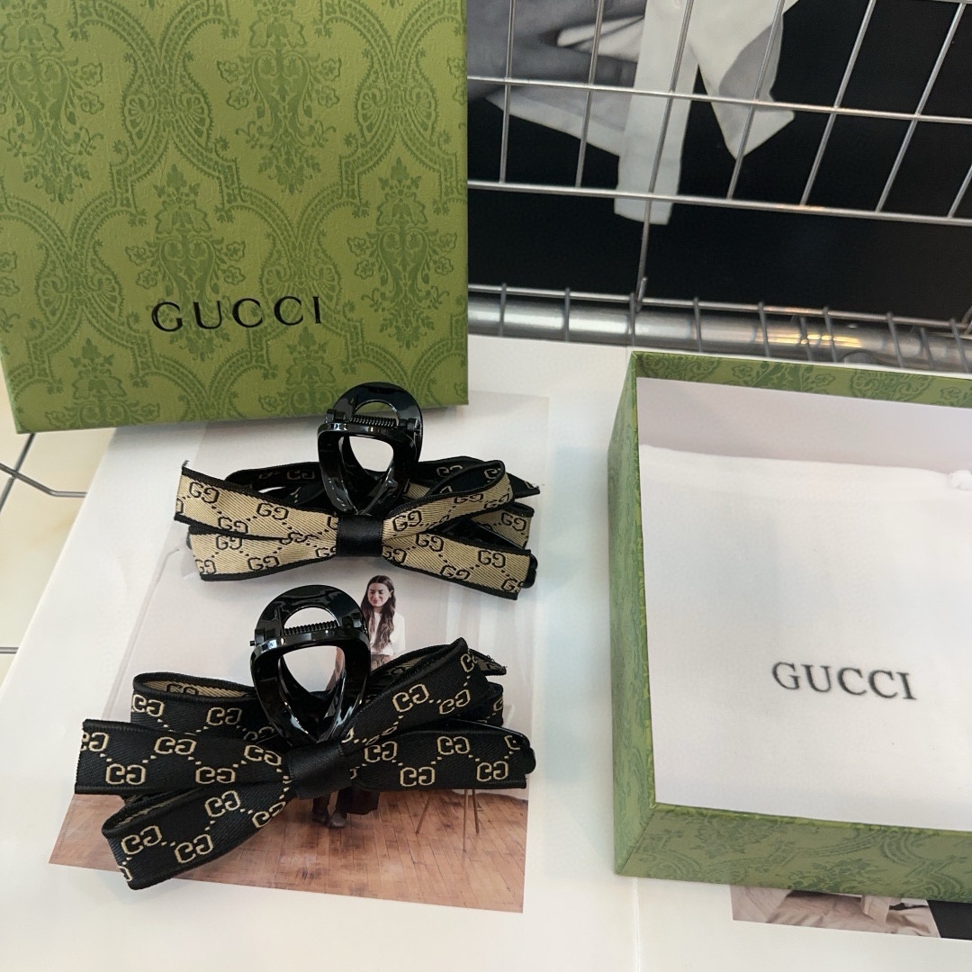 Gucci古奇GG字母抓夹经典字母时尚百搭特别好看！小姐姐必备单品