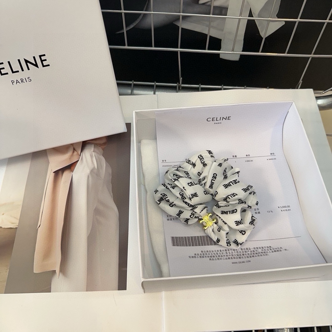 CELINE赛琳凯旋门发圈时尚潮流实用百搭小姐姐必备单品