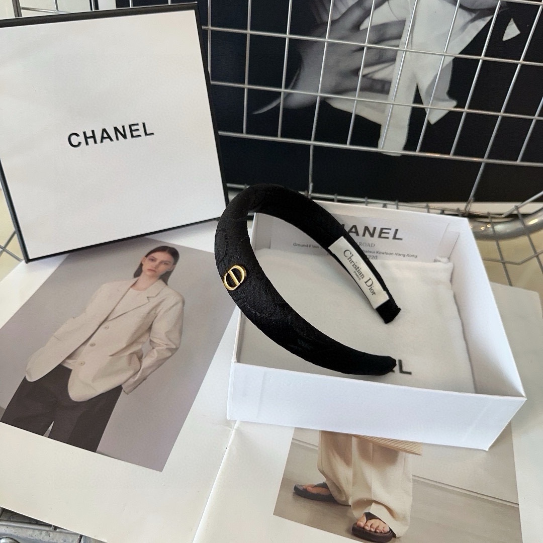 NO:284180,P packing box Dior new style D letter headband, retro personality, simple and versatile, fashion items must-have hairpins, hairpins, dior, dior, hairpins19860909P 配包装盒 Dior（迪奥）新款 D字母发箍,复古个性,简单又百搭,时尚单品 小姐姐必备发夹,发夹,dior,dior,hairpins,accessory