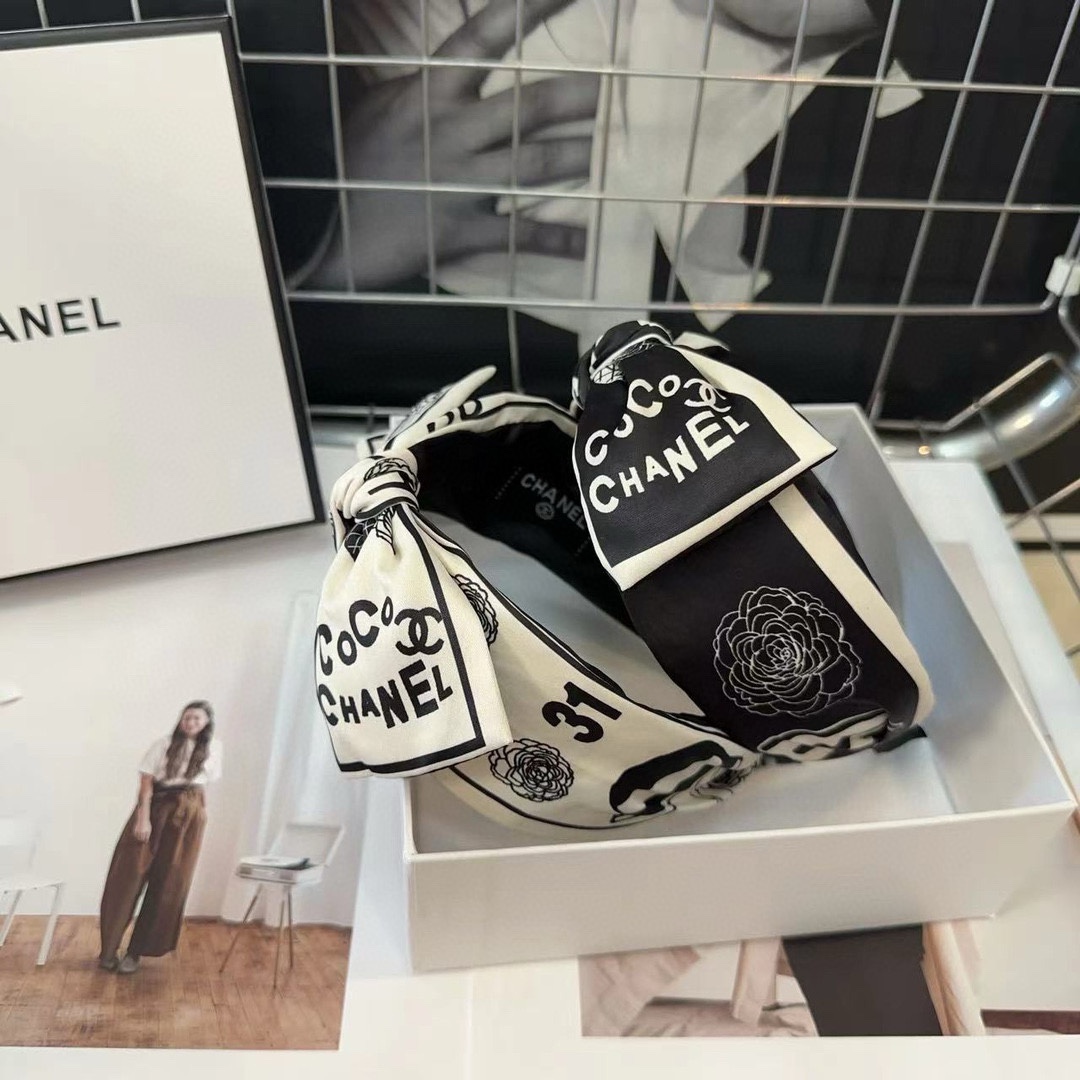 NO:284185,P package box Chanel (Chanel) small fragrance hot hairband, coco camellia, full of celebrity style, a must-have for little fairies... Hairpins, hairpins, chanel, chanel, hairpins19860909P 配包装盒 Chanel (香奈儿)小香爆款发箍,coco山茶花,名媛范儿十足,小仙女必备…发夹,发夹,chanel,chanel,hairpins,accessory