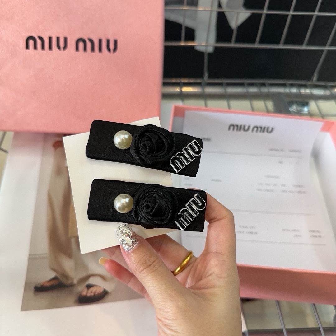 NO:284689,P star quality (one pair) miumiu rose lace clip super beautiful!  A magic weapon for turning a beautiful lady!  Definitely worth buying hairpins, hairpins, miumiu, hairpins19860909P 星级品质（一对） miumiu 玫瑰花边夹 超级好看！小姐姐变美神器！绝对值得入手发夹,发夹,miumiu,hairpins,accessory