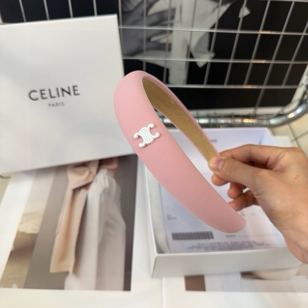 CELINE赛琳凯旋门新款发箍精致舒适非常时尚百搭！女神必备单品