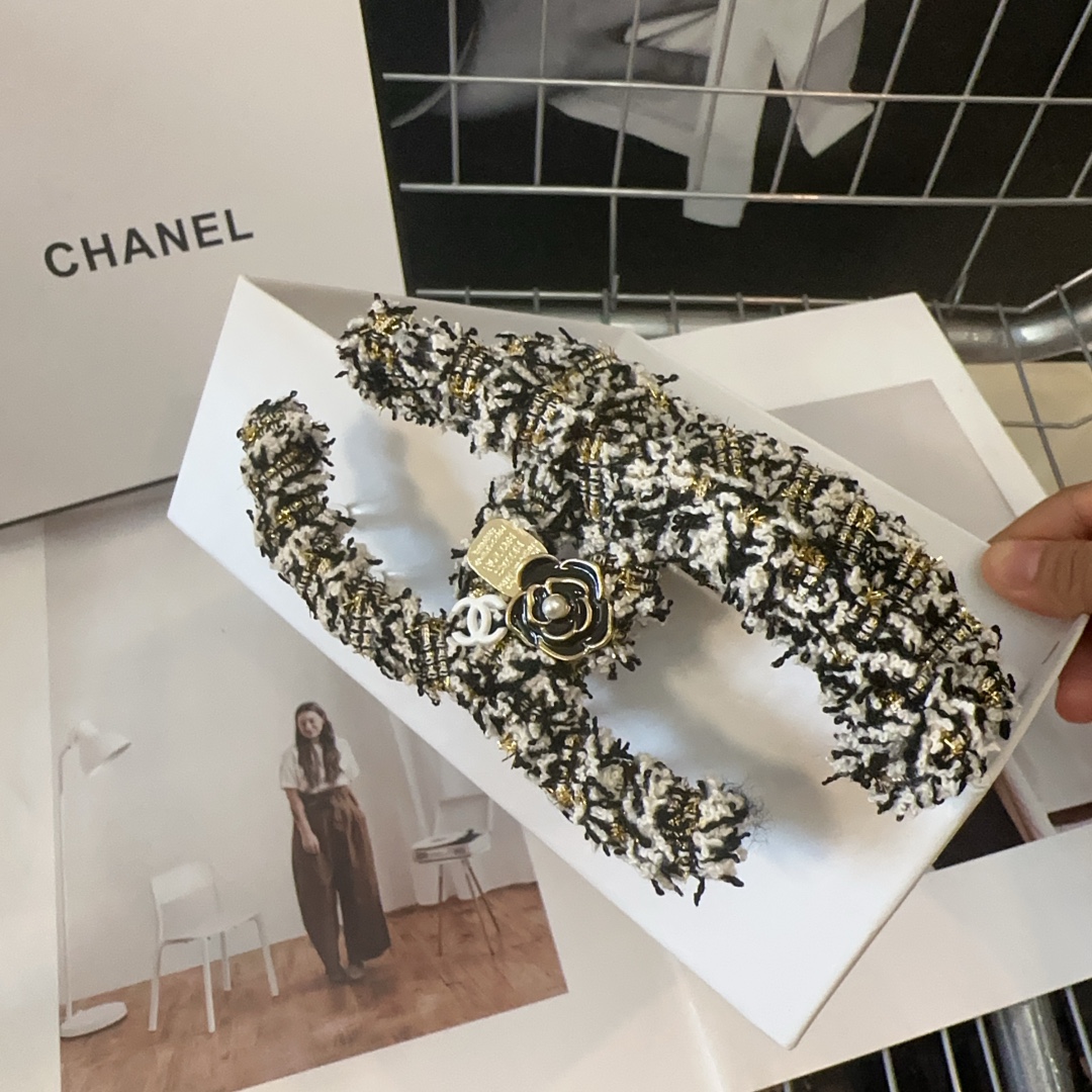 Chanel香奈儿最火爆新款抓夹秋冬新品绝美的一款！时尚潮品小仙女必眼入