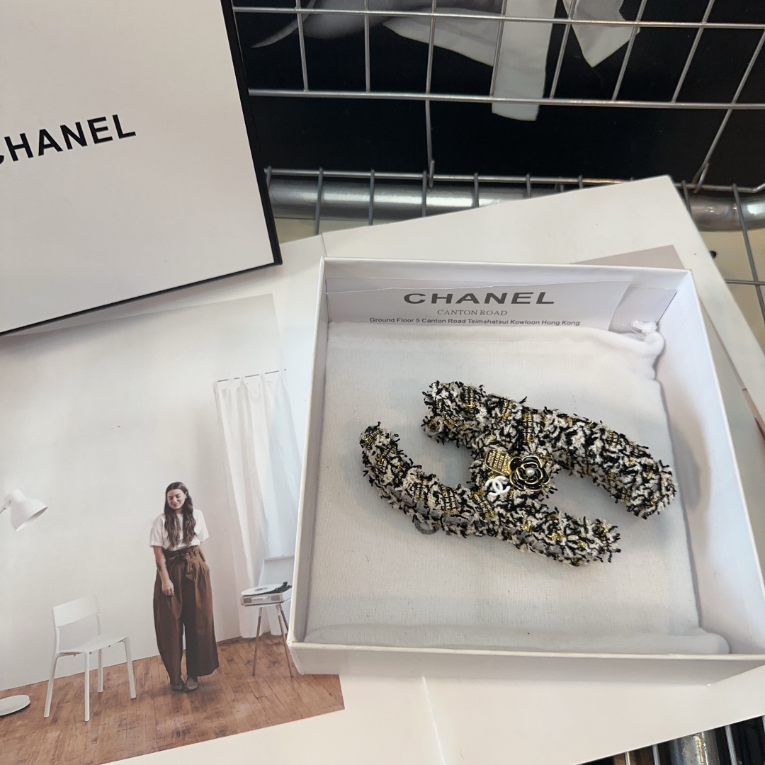 Chanel香奈儿最火爆新款抓夹秋冬新品绝美的一款！时尚潮品小仙女必眼入