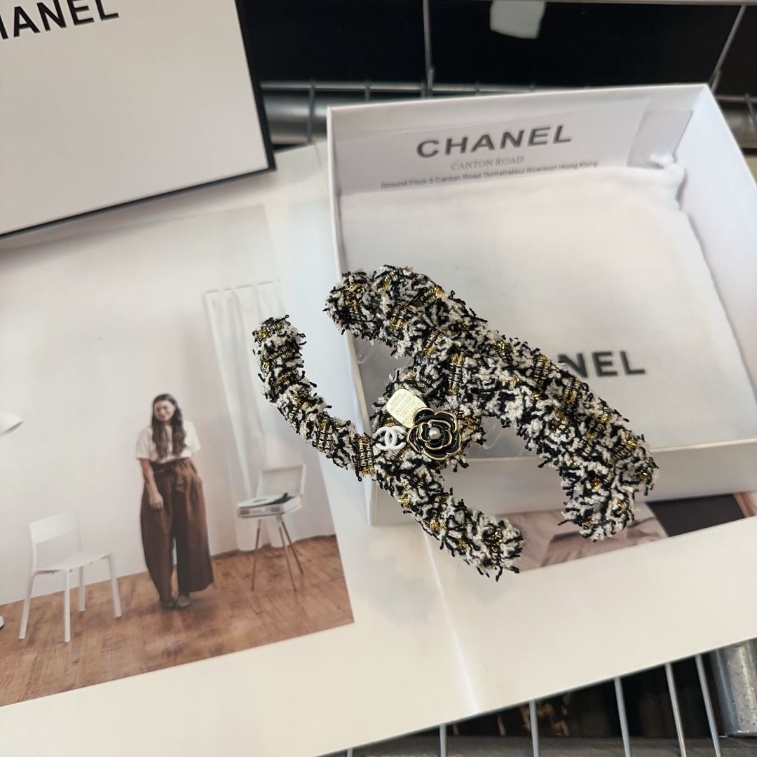 Chanel香奈儿最火爆新款抓夹秋冬新品绝美的一款！时尚潮品小仙女必眼入