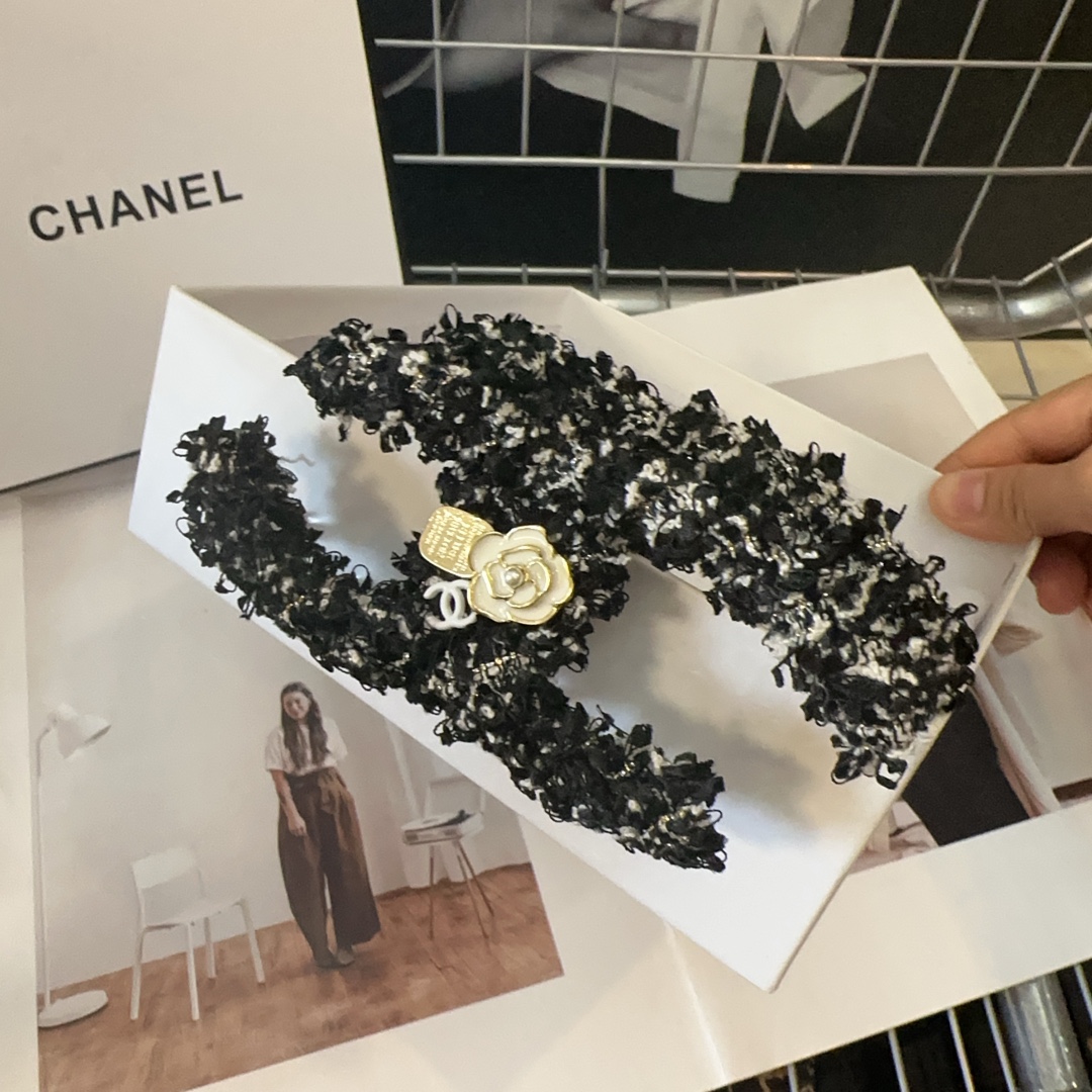 Chanel香奈儿最火爆新款抓夹秋冬新品绝美的一款！时尚潮品小仙女必眼入