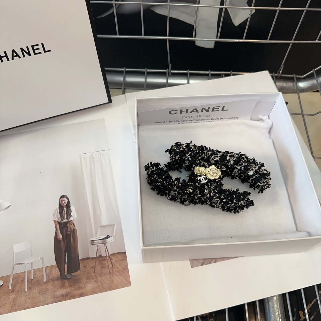 Chanel香奈儿最火爆新款抓夹秋冬新品绝美的一款！时尚潮品小仙女必眼入