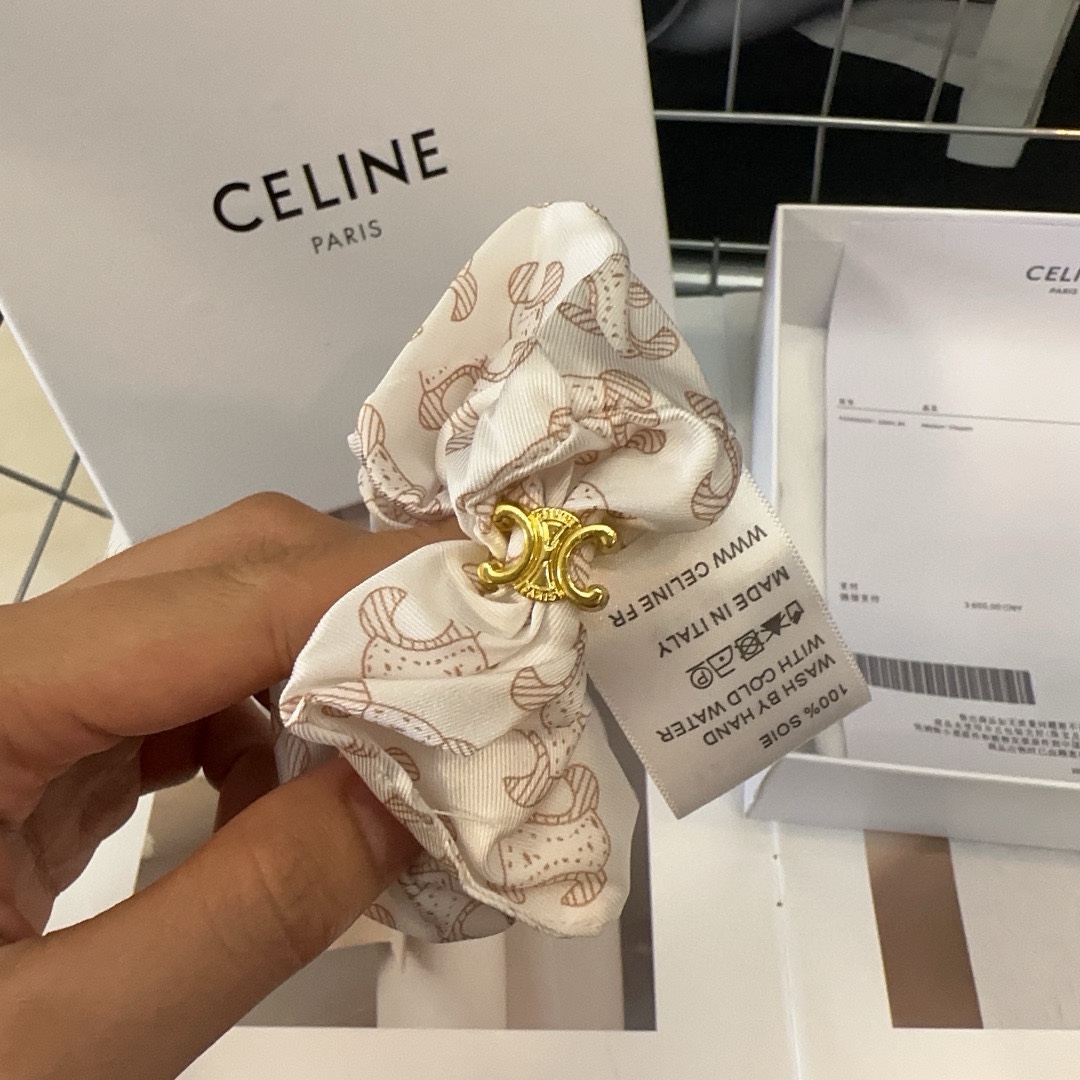 CELINE赛琳凯旋门发圈时尚潮流实用百搭小姐姐必备单品