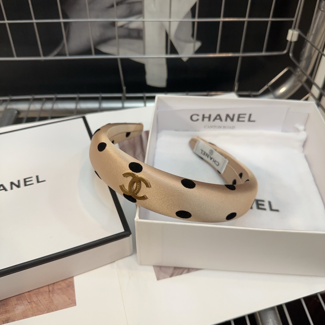 Chanel香奈儿最火爆新款发箍波点系列时尚潮品小仙女必眼入