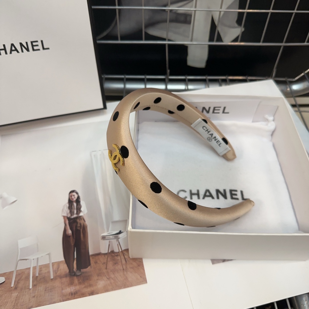 Chanel香奈儿最火爆新款发箍波点系列时尚潮品小仙女必眼入