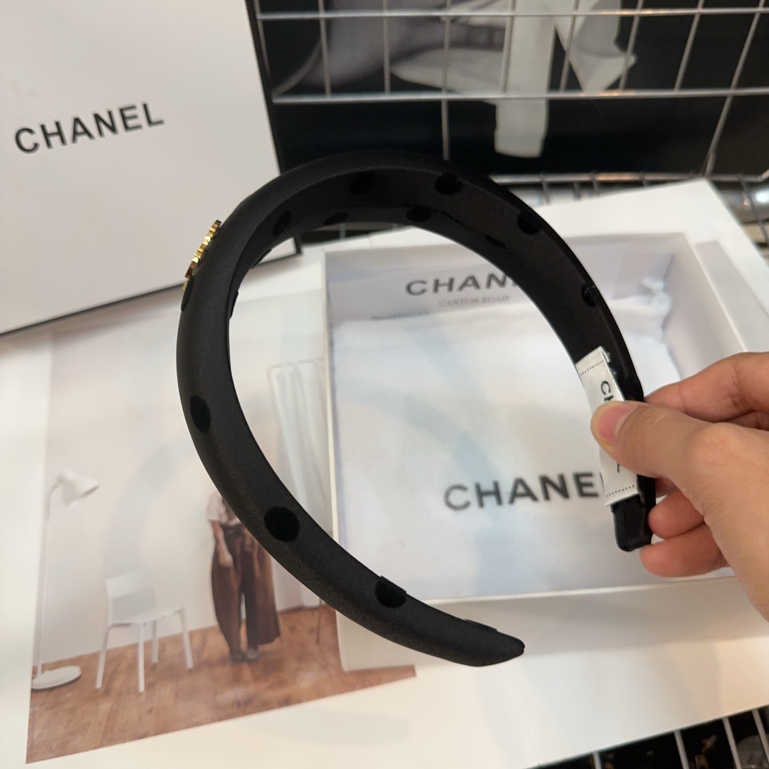 Chanel香奈儿最火爆新款发箍波点系列时尚潮品小仙女必眼入