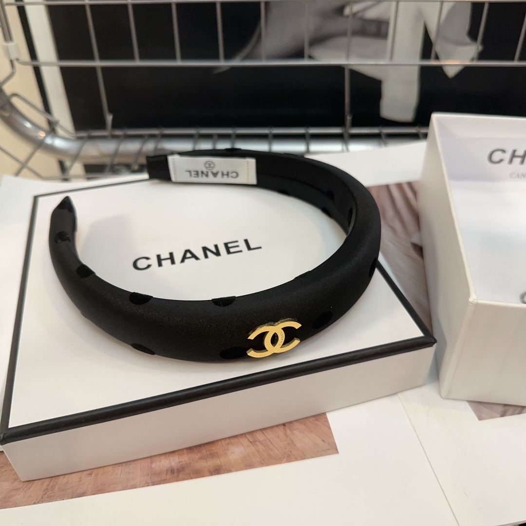 Chanel香奈儿最火爆新款发箍波点系列时尚潮品小仙女必眼入