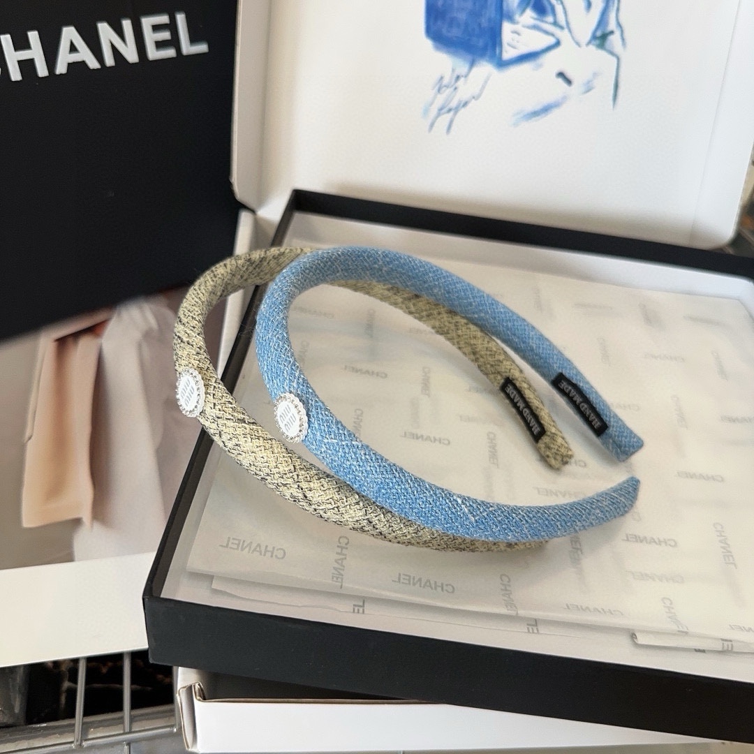 NO:285212,P with packaging box miumiu new letter headband summer fresh series, simple and elegant, practical and versatile!  My little sister is worth buying hairpins, hairpins, miumiu, hairpins19860909P 配包装盒 miumiu新款字母发箍 夏日小清新系列,简单优雅,实用百搭！小姐姐值得入手发夹,发夹,miumiu,hairpins,accessory