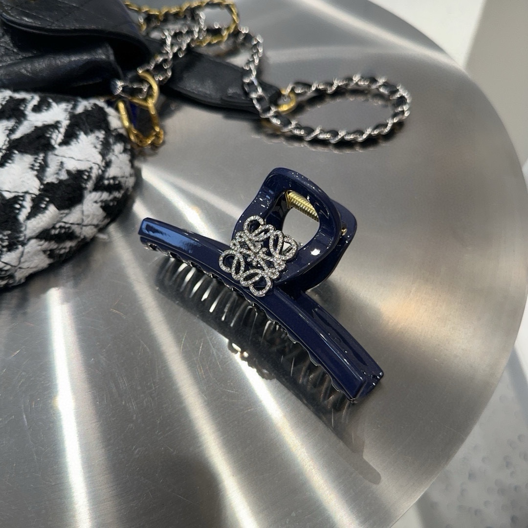 Givenchy’s New Ink-Blue Packaging Box: Simple, Hot, Perfect for the Trend! - 图片 6