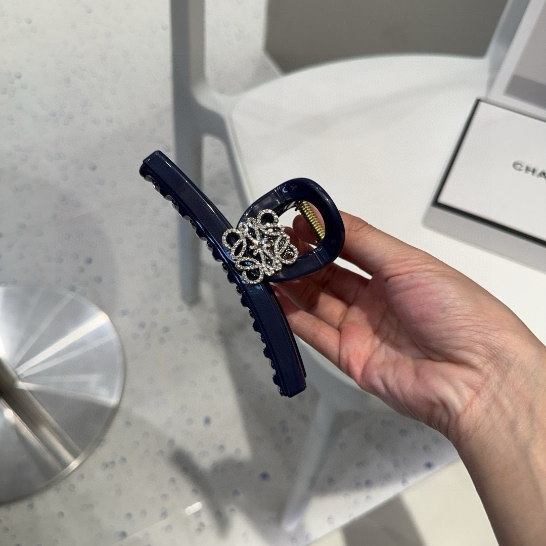 Givenchy’s New Ink-Blue Packaging Box: Simple, Hot, Perfect for the Trend! - 图片 7