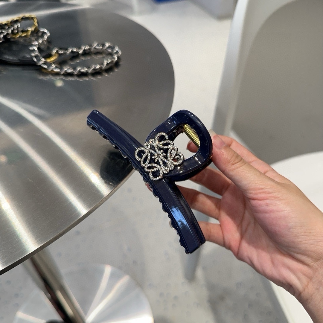 Givenchy’s New Ink-Blue Packaging Box: Simple, Hot, Perfect for the Trend! - 图片 5