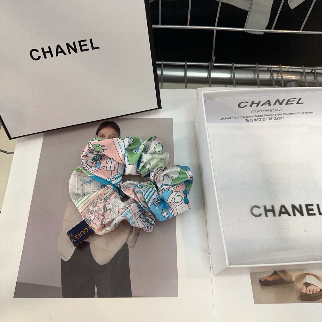 Louis Vuitton’s New Simple and Practical Packaging Box for P 99 🎁 - 图片 1