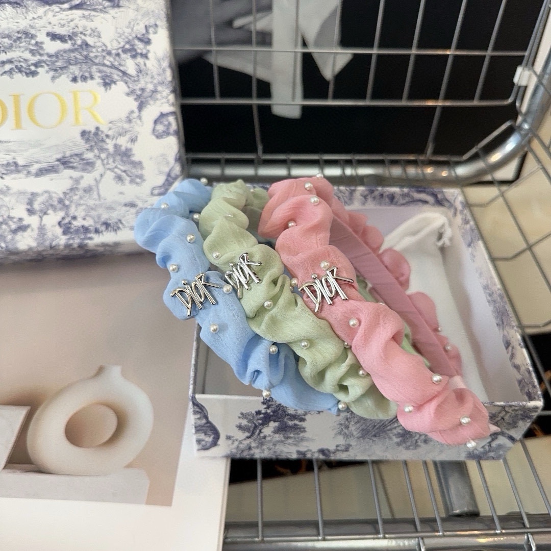 NO:300729,With packaging box Dior's new D-home headband, summer fresh series, fashionable and versatile!  Simple and practical, essential hairpins for young ladies, hairpins, dior, dior, dior, hairpins19860909配包装盒 Dior（迪奥）新款D家发箍,夏日小清新系列,时尚百搭！简单实用 小姐姐必备发夹,发夹,dior,dior,dior,hairpins,accessory