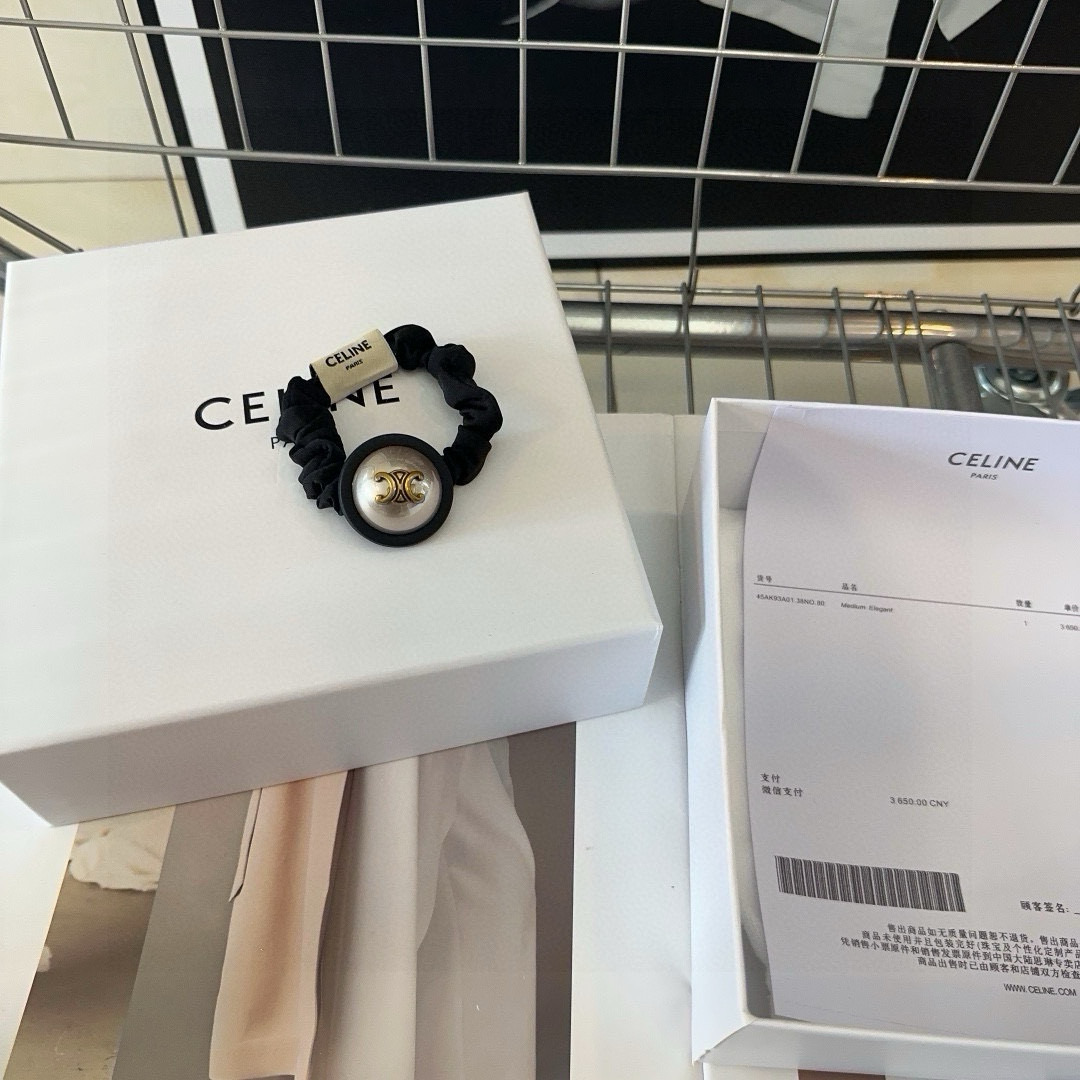 P 99 🎁 PACKAGING BOX CELINE, CELINE, CELINE. IT’S A RETROSPECT. SWEET AND COOL - 图片 2