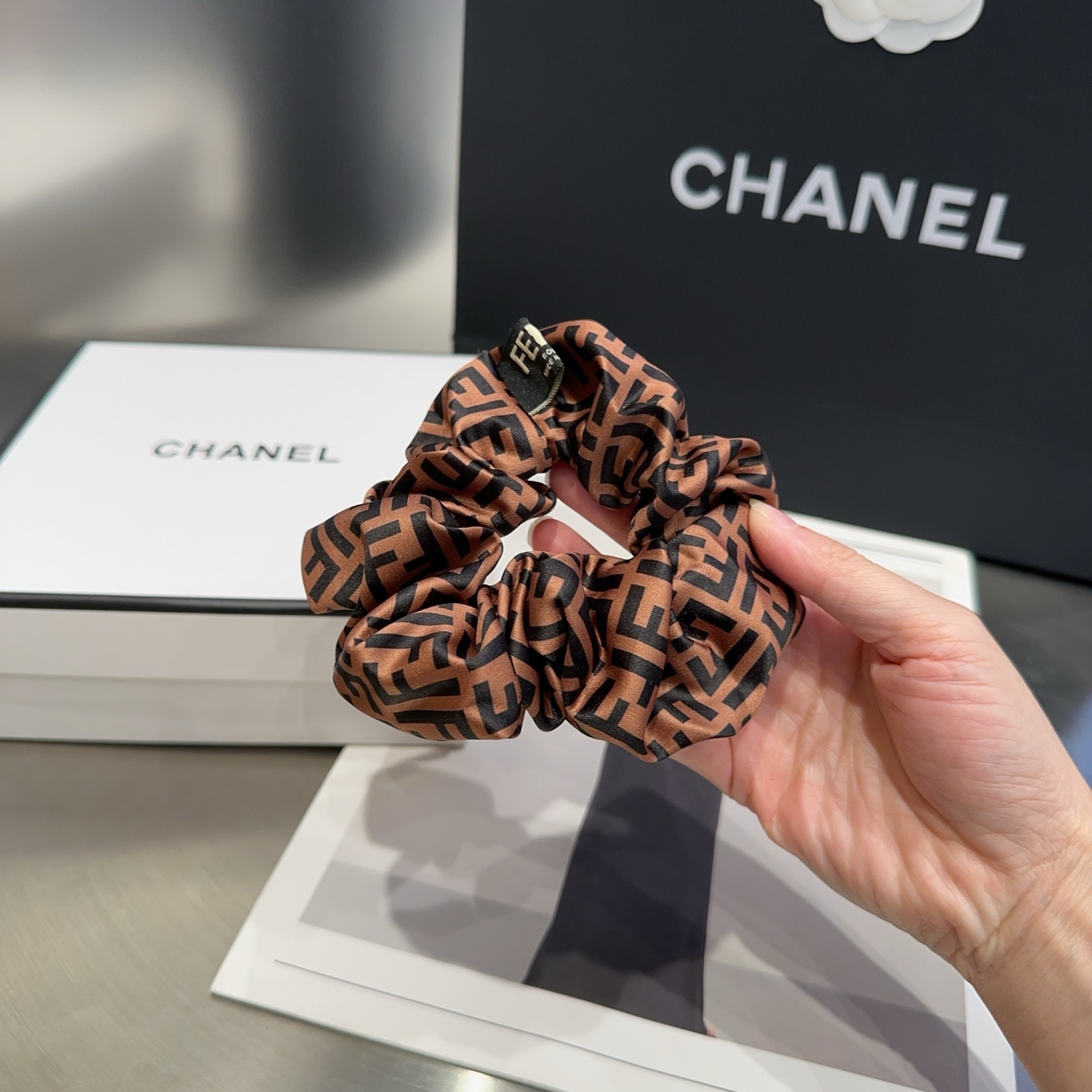 P 99 🎁 PACKAGING BOX FENDI (FENDY) CLASSIC F-CIRCLE, RETRO-TEMPERATURE, ALMOST PERFECT! MY SISTER CLOSED HER EYES.. - 图片 3