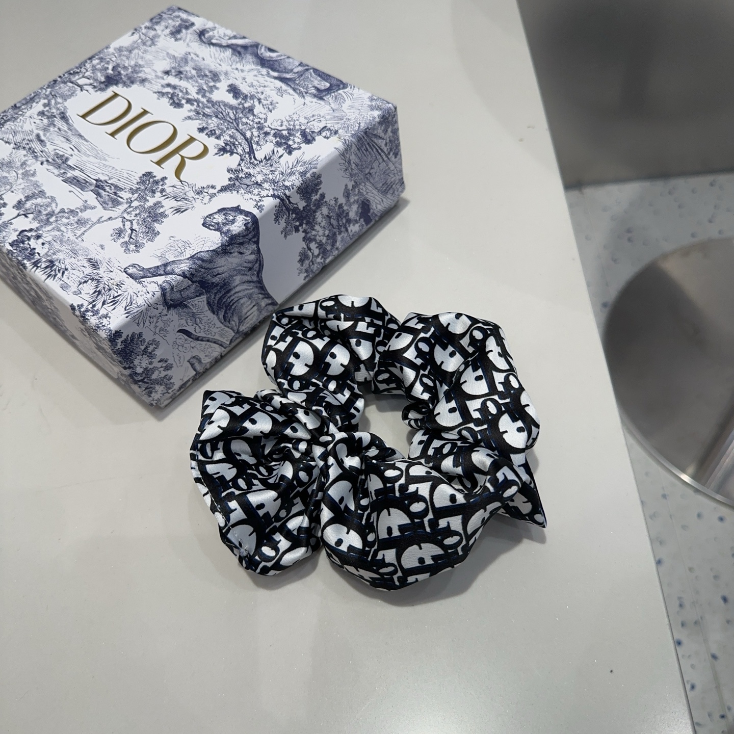P 99 🎁 packaging box Dior, new CD rolls, simple and practical, fashion current! The fairies must.. - 图片 5