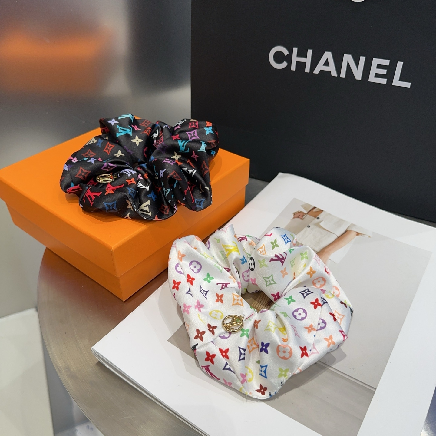 Louis Vuitton Packaging Box: Classic LV Symbol, Simple Atmosphere, Super Hot. - 图片 2