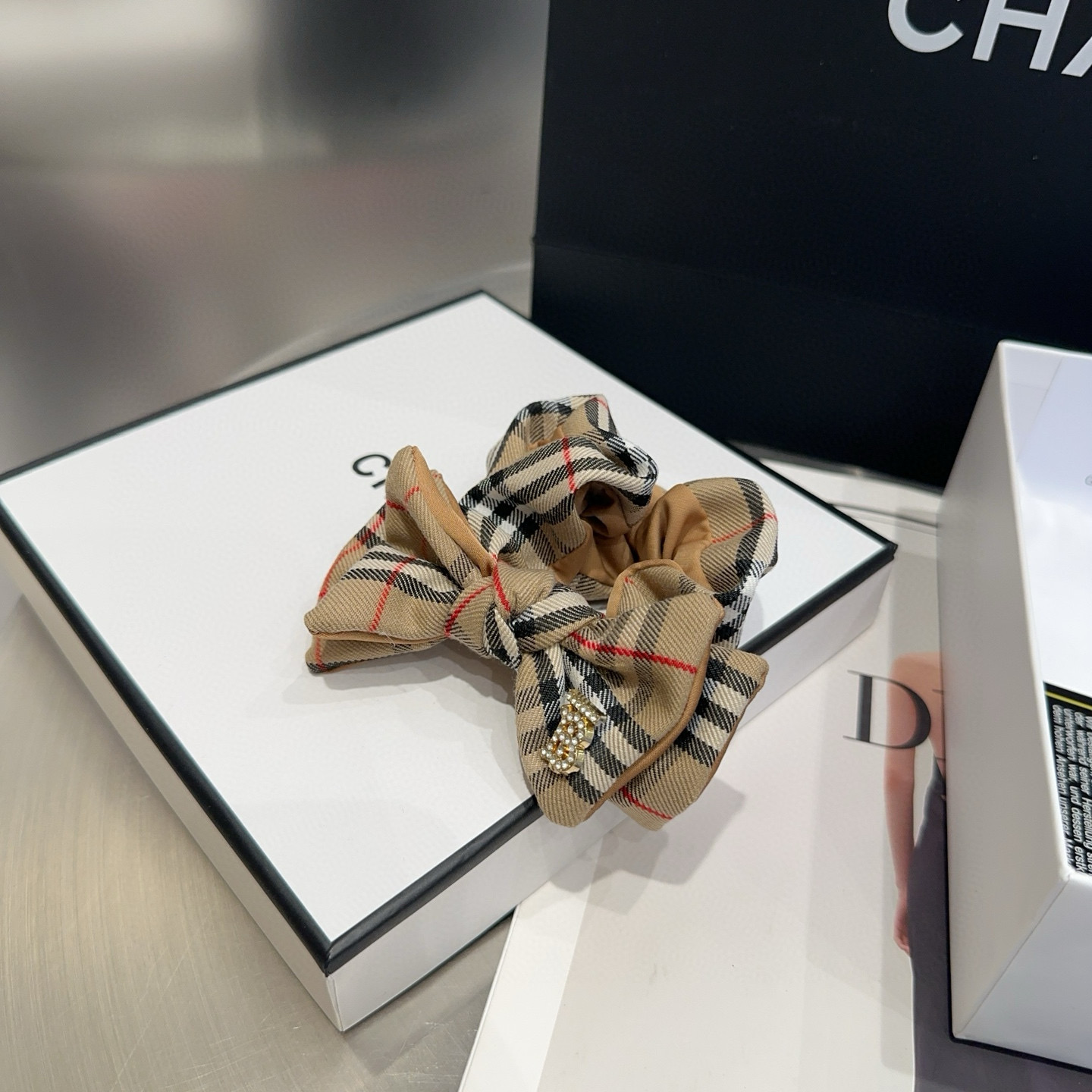 P 99 🎁 packaging box Burberry’s classic plaid, fashionable, practical, never again - 图片 5