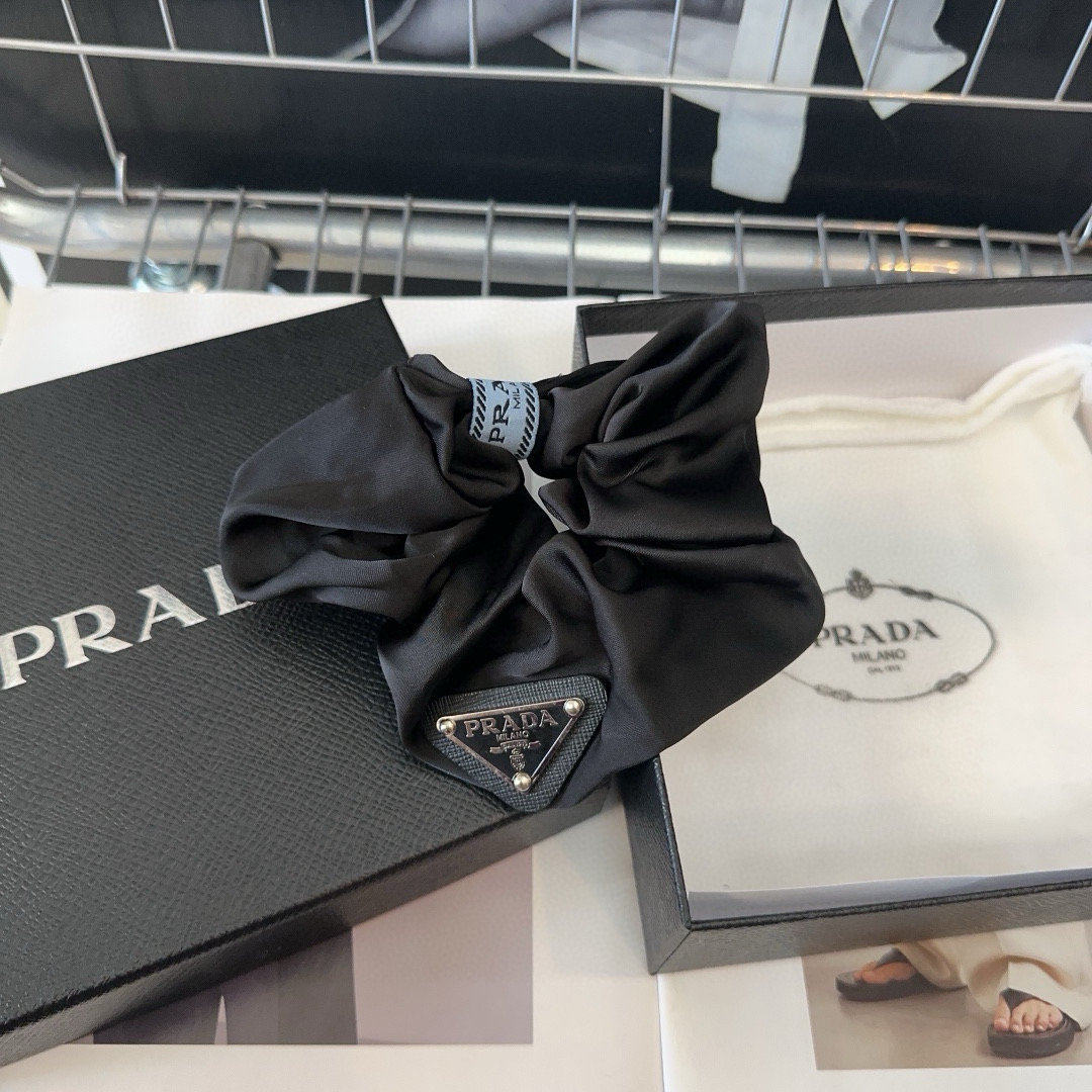 P 99 🎁 PACKAGING BOX PRADA TRIANGULATION, CLASSIC FASHION, PERFECT MATCH - 图片 6