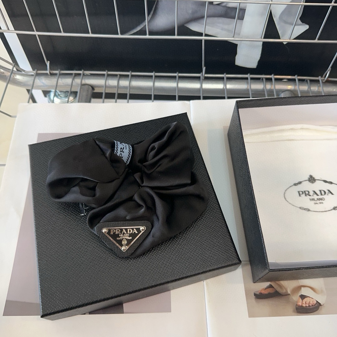 P 99 🎁 PACKAGING BOX PRADA TRIANGULATION, CLASSIC FASHION, PERFECT MATCH - 图片 7