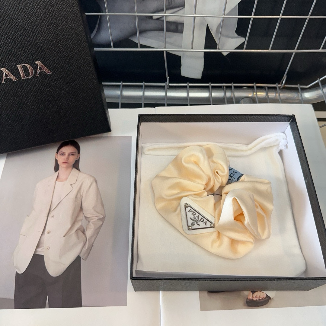 P 99 🎁 PACKAGING BOX PRADA TRIANGULATION, CLASSIC FASHION, PERFECT MATCH - 图片 4