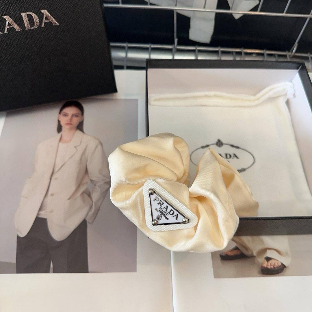 P 99 🎁 PACKAGING BOX PRADA TRIANGULATION, CLASSIC FASHION, PERFECT MATCH - 图片 5
