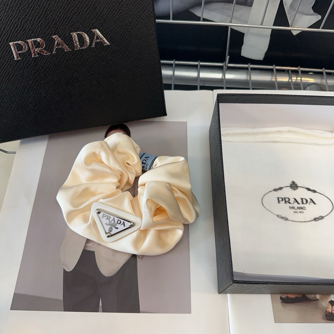 P 99 🎁 PACKAGING BOX PRADA TRIANGULATION, CLASSIC FASHION, PERFECT MATCH - 图片 3