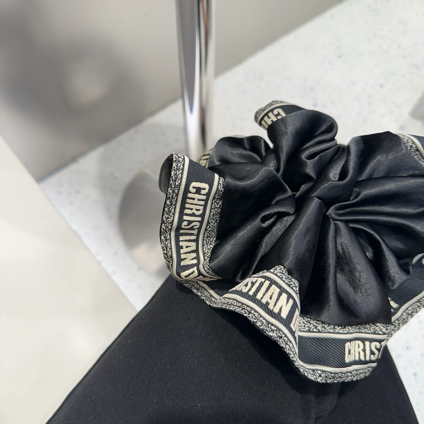 Innovative Packaging Box for P-rays by Dior’s “D” Hair Coop - 图片 5