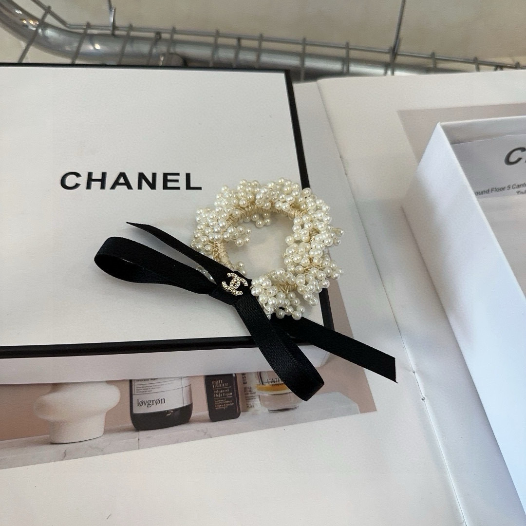 Product Review: Chanel’s P-ray Packaging Box for Pearl Hair Fragrance - 图片 2