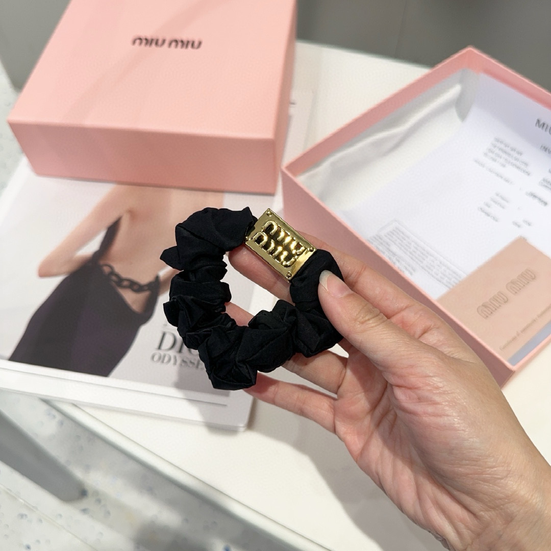 P 99 🎁 packaging box Miumiu’s new letter-ring, simple, elegant, practical, very valuable - 图片 2
