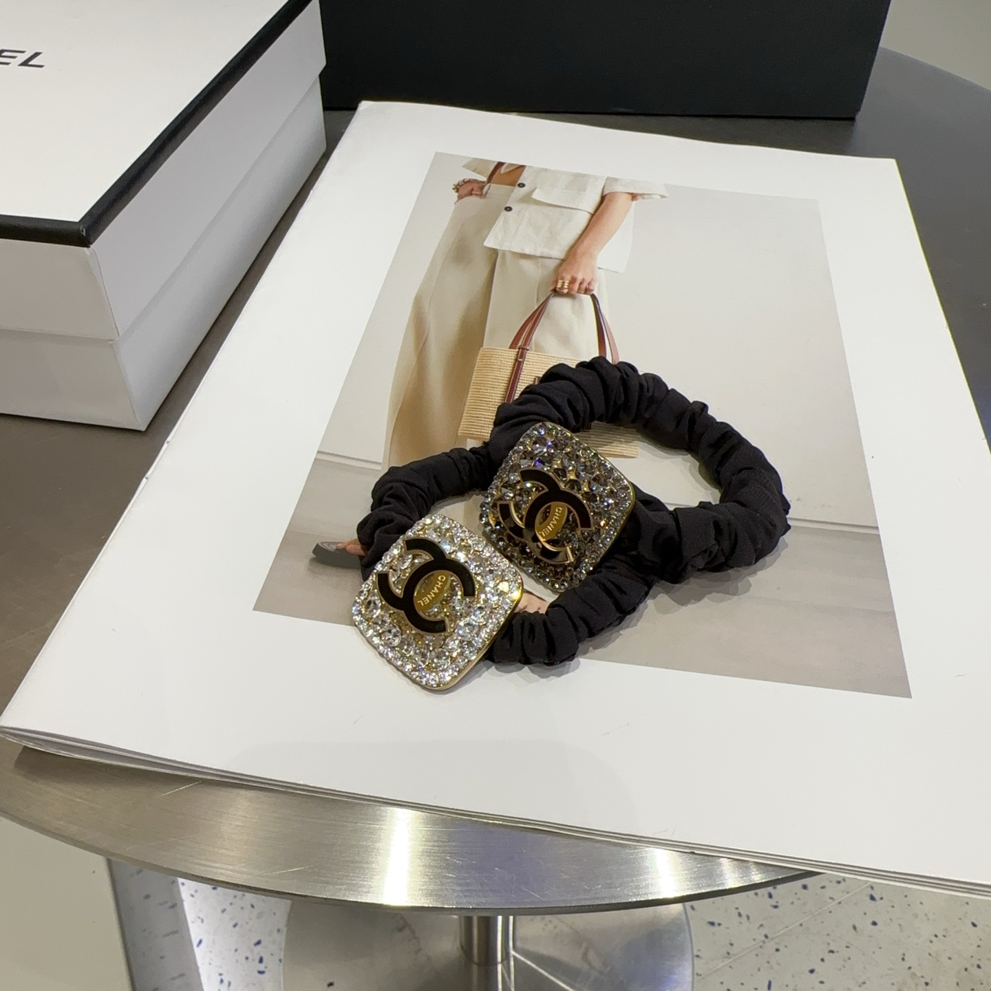 P 99 🎁 packaging box Chanel (Channel)’s newest fragrance, simple and practical, fashionable! It’s beautiful. Fairy must.. - 图片 2
