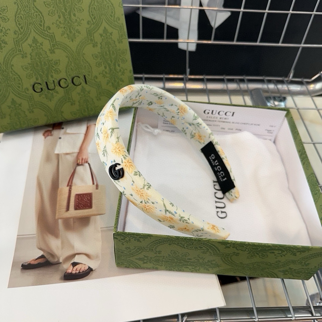 NO:301198,P with packaging box Gucci (Guci) new hairband, summer fresh series, a perfect little fairy, very beautiful hairpin, hairpin, gucci, hairpins19860909P 配包装盒 Gucci(古奇) 新款发箍,夏日小清新系列,妥妥的小仙女一枚,贼好看发夹,发夹,gucci,hairpins,accessory