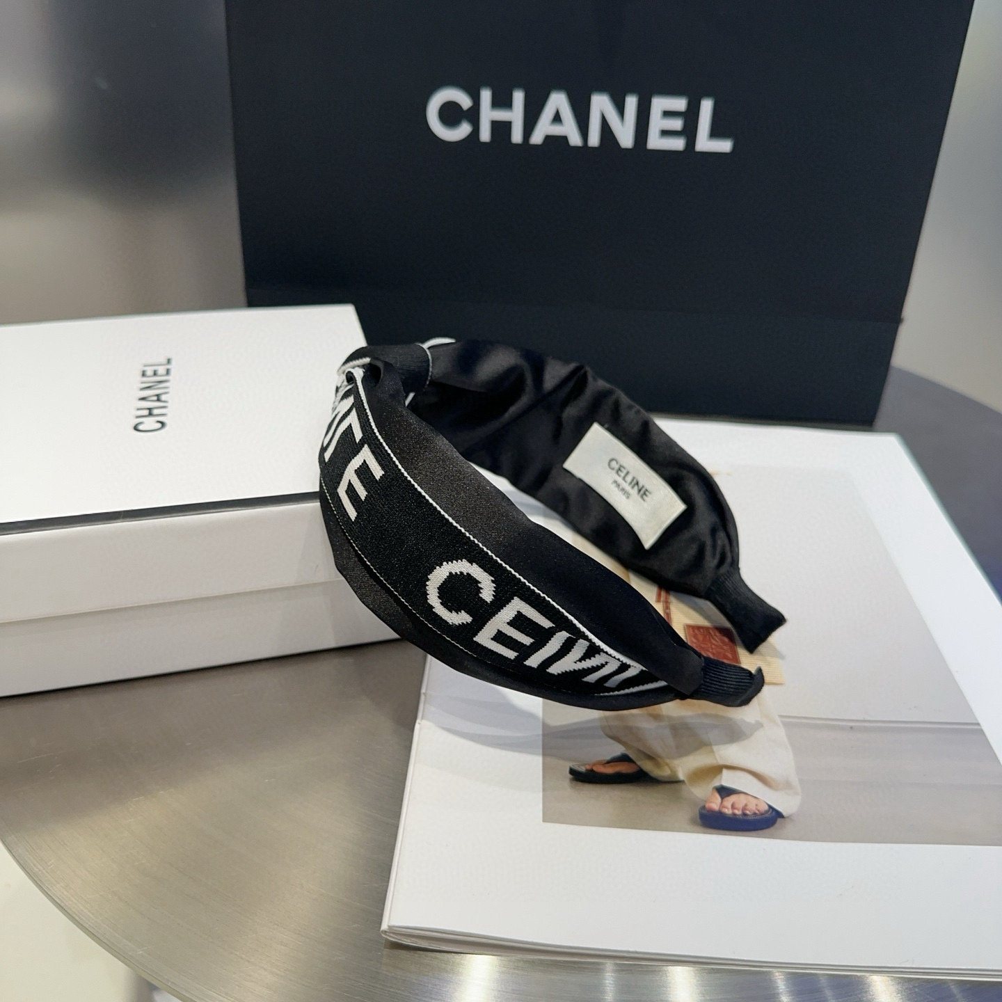 NO:301474,P with packaging box CELINE Arc de Triomphe new headband, fashionable and versatile!  Goddess essential items hairpins, hairpins, celine, celine, hairpins19860909P 配包装盒 CELINE（赛琳）凯旋门新款发箍,时尚百搭！女神必备单品发夹,发夹,celine,celine,hairpins,accessory